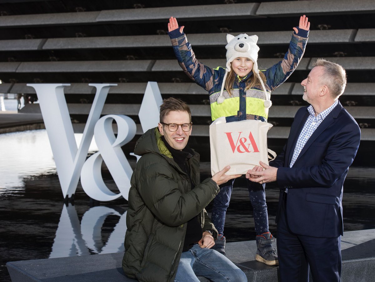 Welcome to #sunnydundee to ⁦<a href="/VADundee/">V&A Dundee</a>⁩’s 1 millionth visitor!