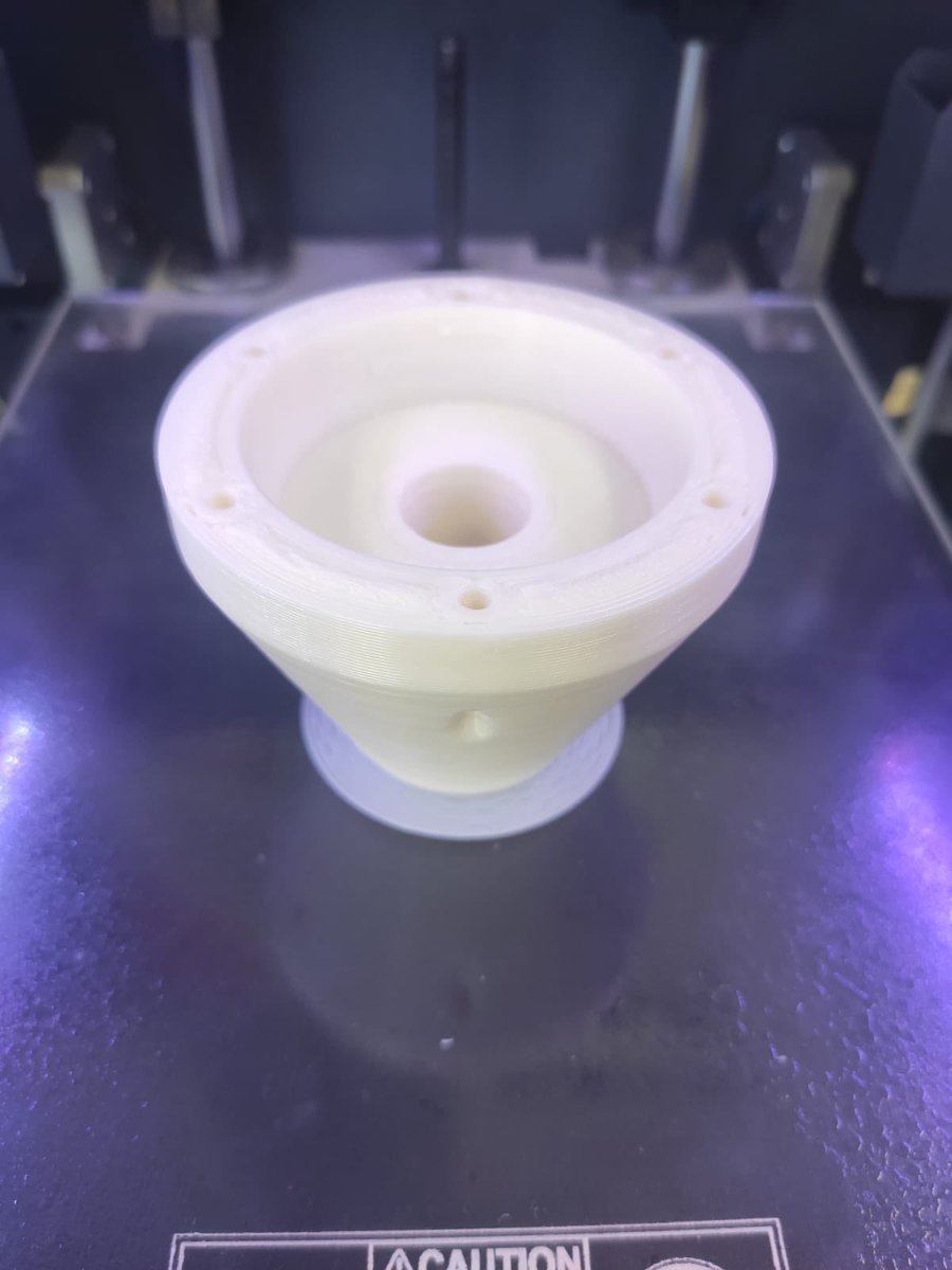 castellarnausem's tweet photo. Seguimos trabajando en la reducción de peso del vehículo, piña con impresión 3D🙌
.
.
.
#project #shell #shellecomarathon #ecomarathon #teamcastellarnausem #castellarnau #sem #team #photo #instagram #ev #eco #electric #electriccar #work #teamwork #restless #sparks #AFCM https://t.co/g9fdd72VYJ