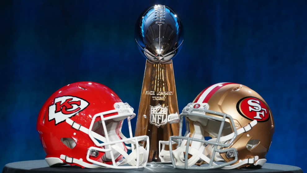ISIExecutiveEdu's tweet photo. La edición de la #SuperBowl de 2020 ha batido récords de patrocinio. 77 anuncios de 30 segundos cada uno por un importe aproximado de ¡¡5,6M$!! (+ de 5M€).

Mientras tanto, @Lacoste paga a @DjokerNole 100M€ de euros anuales para vestirle. Casi nada https://t.co/gv5PcOcr47