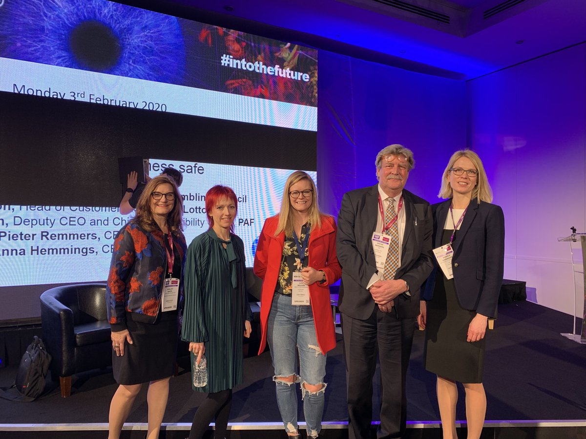 #intothefuture I was thrilled to moderate #TheCustomerJourney international panel @IceVox2020London with Anna Hemmings, Lucy Neilson, Pieter Remmers & Daniela Johansson @RGCouncil @ShelleyWhiteRGC
