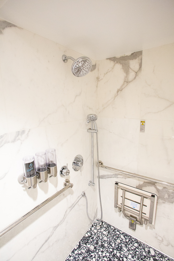 Nueva alerta de salón: Nos complace dar la bienvenida a Primeclass Lounge en New York NY JFK Int'l al programa Priority Pass. Disfrute de una selección de refrigerios, mesas de trabajo y duchas. #PriorityPass #LoungeAlert bit.ly/2ujmFQX