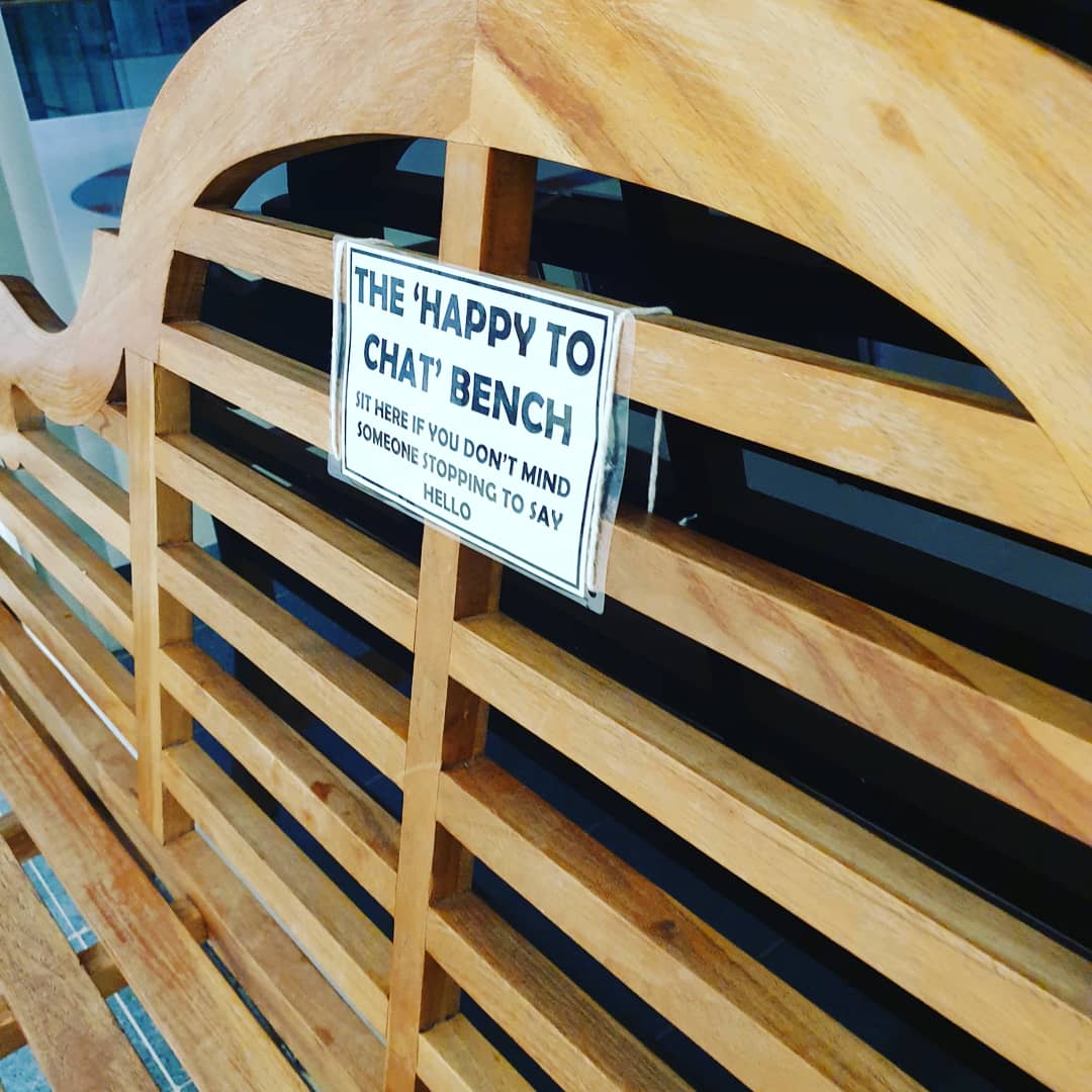 FavellShopping's tweet photo. Meet our 'Happy to Chat Bench'. 💬
Located outside the Library, you can sit here if you are happy to stop and chat for a moment.🗣
#happytochatbench #chatbench #northampton #westonfavell https://t.co/Au7y3aygA0