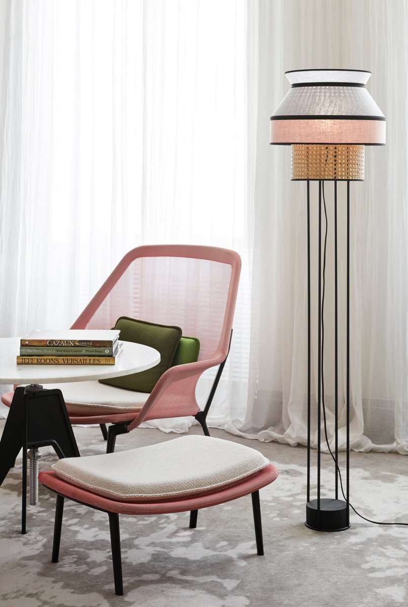 SCPLtd's tweet image. Reminiscent of #Bauhaus designs, #Marketset's Singapour Collection features a series of stacked shades that create eye-catching shapes diffusing a delicate light. Save 15% on new orders of lighting, upholstery &amp;amp; furniture in the Sale until 9 Feb.

bit.ly/SCP-Lighting