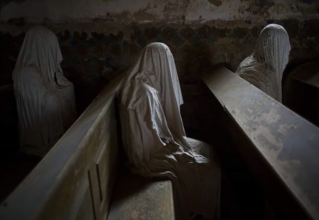 CercleMagazine's tweet photo. Jakub Hadrava ghosts revive St-Georges church (Czech Republic)
#jakubhadrava #sculpture #czechrepublic #installation #cercleghosts #magazine #cerclemagazine #ghost #independentmagazine #frenchmagazine #magaddict #printisnotdead https://t.co/N9xtxgbb1L https://t.co/WPjgjcPduU