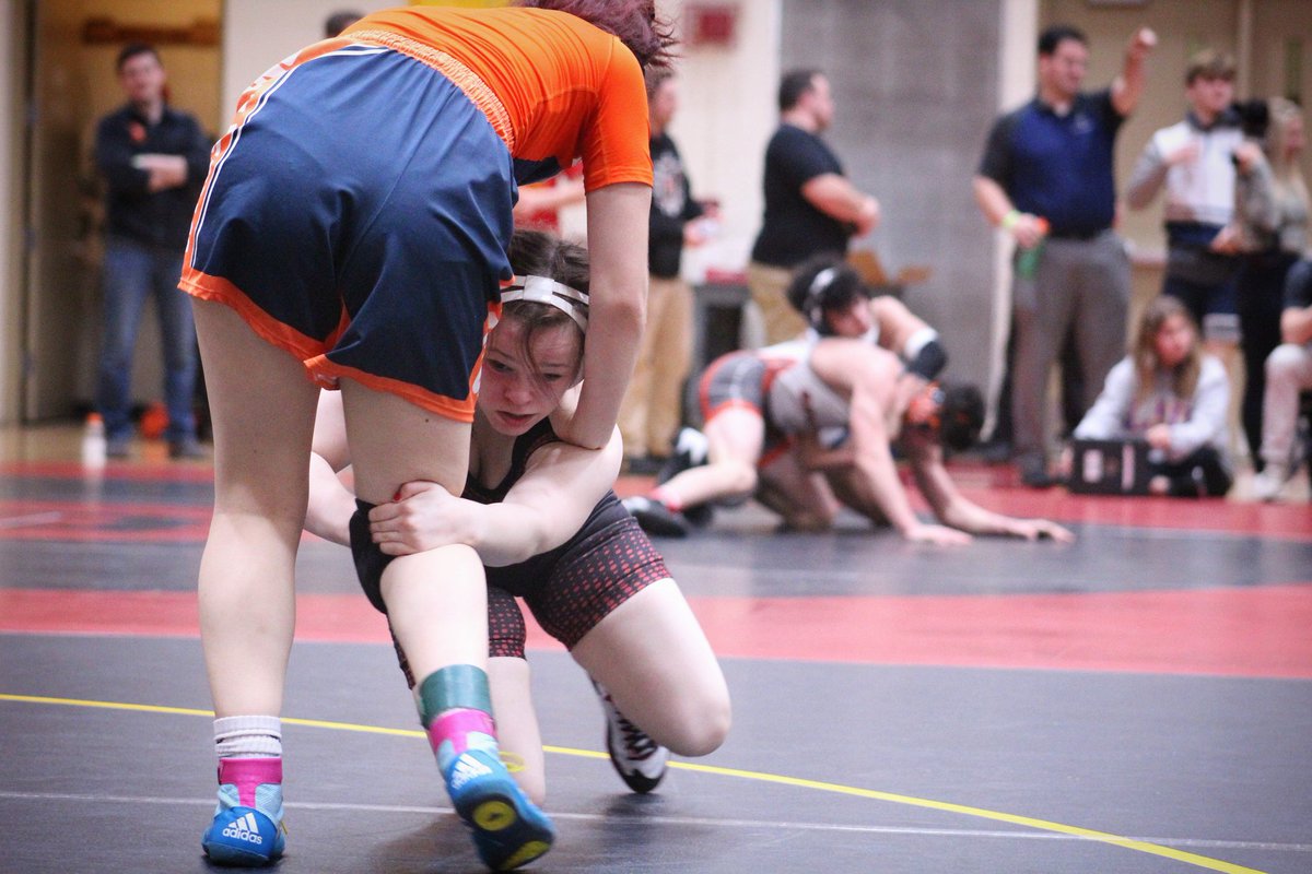KatharynHoffma2's tweet photo. @TaylinLong had a great day Saturday 💪💪
@BataviaWrestler @BataviaHS https://t.co/oruo8QMhQ4