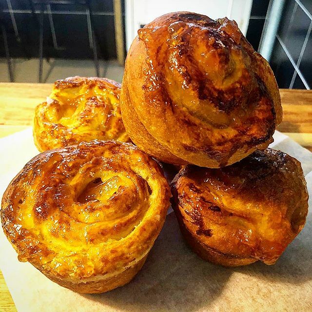 Dannyboy_37's tweet photo. Guys prepare yourselves...
Bacon &amp; Marmalade swirls....yes you read right 🤯🤤
.
Acceptable for breakfast &amp; lunch yeah?!🙈🙈 .
. 👨🏼‍🍳 @undergroundbakery88
.
.
#thugsandwich #thugsandwichco #harrogate #harrogatefood #harrogateindies #yorkshirebusiness #yo… https://t.co/idQtRoPj8Y https://t.co/lhu53VVK0R