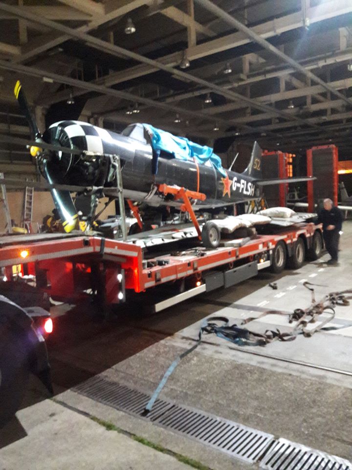 PortacoverM's tweet photo. Bit of a blast from the past but we enjoyed these photos so much we thought we'd share them again!

We transported this Russian light aircraft from Epping to RAF St Athan for repair.

#nooteboom #aircraft
#transport #lowloader #tuesdaymotivation https://t.co/UfbCTXrvBM
