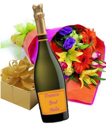 stellardelivery's tweet photo. We like to have little competitions throughout the year where our customers & potential customers can enter & win. As Valentine's day approaches, we will be running a free entry competition to win flowers, chocolates & fizz. Watch out for the email later this week #StellarFun https://t.co/rnCRKQQuG2