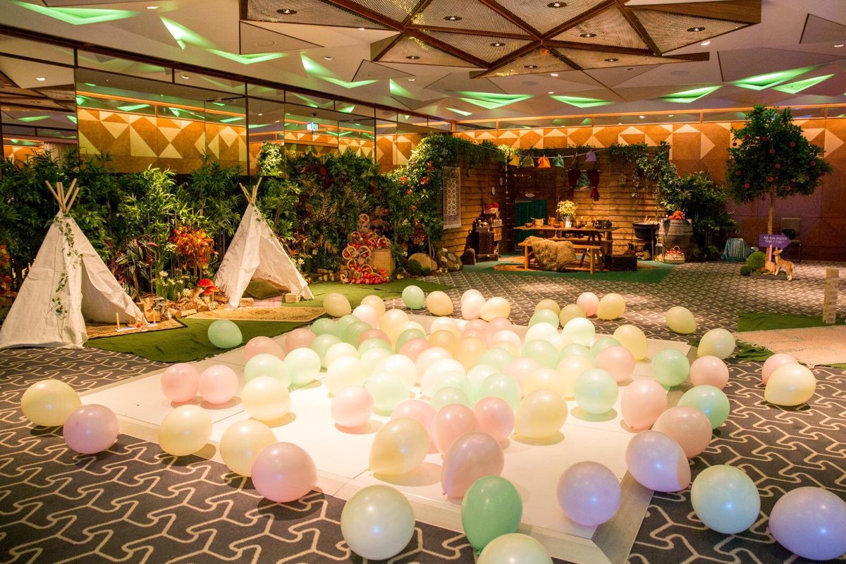 💭 SEVEN LITTLE CHAIRS 💭⠀⠀
“Must be seven little children.” 🍎⠀
Snow White was one of our favourite Disney classics growing up so getting to recreate this magical scene was definitely up there for one of best parties of 2019! 💫⠀
#snowwhite #classic #kidsparty <a href="/TheBerkeley/">The Berkeley</a>