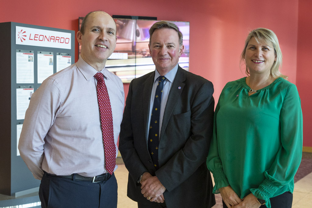 RAFBF's tweet photo. @RAFBF was delighted to present to @Leonardo_UK Edinburgh Armed Forces Network. The Network is a new initiative to support RAF veterans within their company and attract new talent leaving the forces to a career in their innovative and futuristic business. #Support #RAFVeterans https://t.co/jHCHsUaNlh