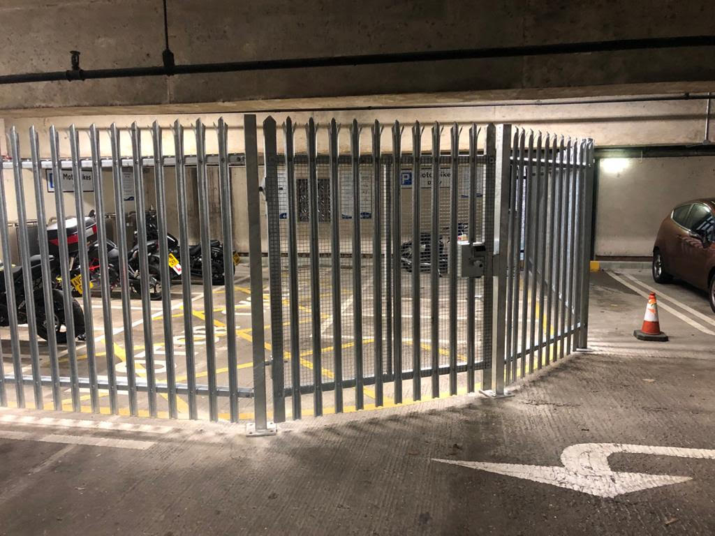 lemonfencing's tweet image. Not all of our fencing is installed outside, this run was installed in an underground car park to create a secure area, and was done using Triple Pointed Profence for strength and security. #lemonfencing #profence #triplepointed #security
