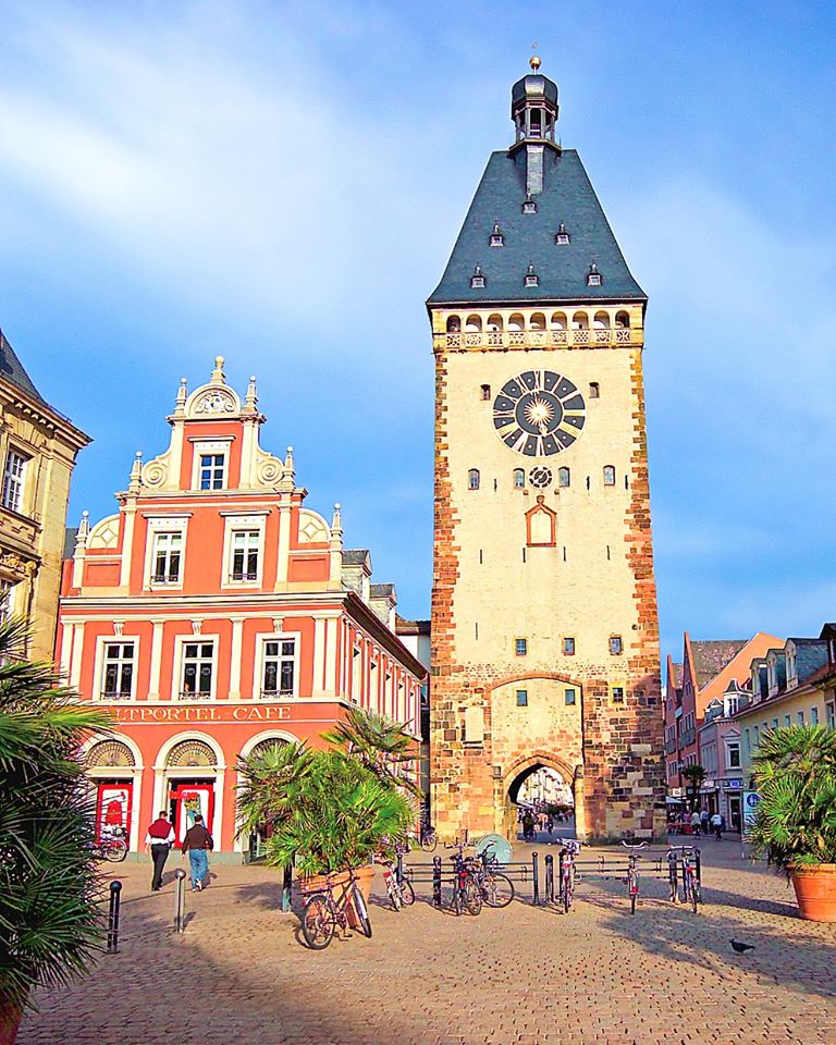 Follow your Wanderlust to the charming German town of Speyer. You'll find Speyer on #Viking's The Rhine Getaway itinerary; perfect for first-time river cruisers. 
vikingrivercruises.com/cruise-destina…