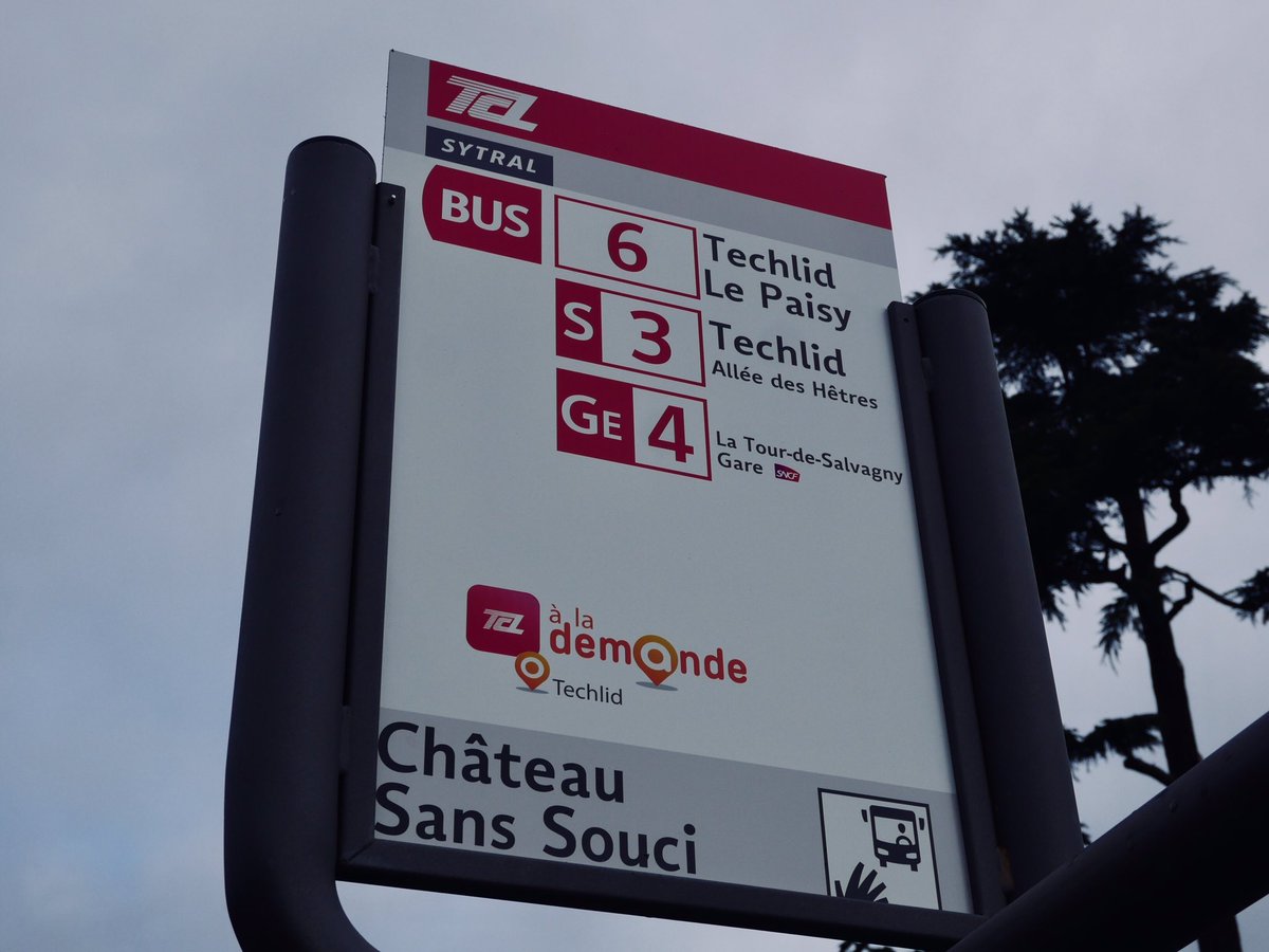 SYTRALmobilites's tweet photo. Top dĂ©part pour le service #TCLĂ laDemande đ± đ dĂ©ployĂ© dans la zone #Techlid et les communes de Collonges-au-Mont-dâOr, Saint-Cyr-au-Mont-dâOr, Saint-Didier-au-Mont-dâOr, Lissieu et Limonest !
Horaires, trajets, c'est vous qui choisissez đ !
âĄïž https://t.co/KC2gbfkjeh https://t.co/JEP12p9bwI