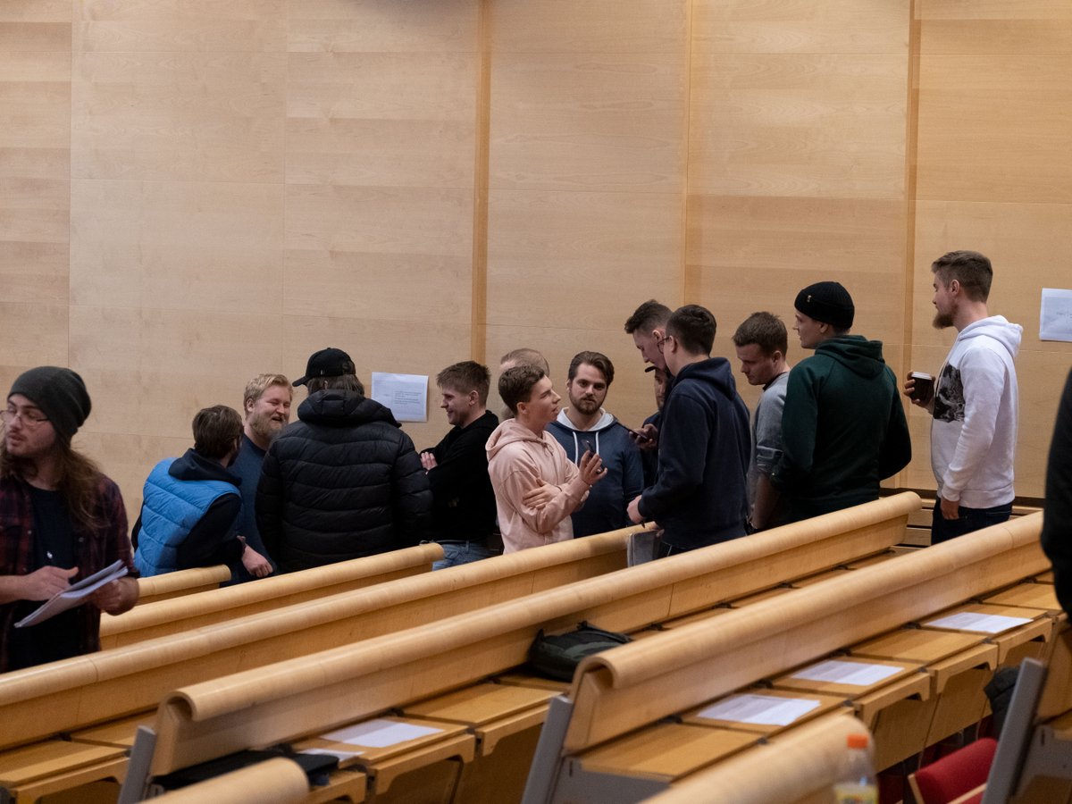 Under torsdagen hölls en arbetsmiljödag för studenter på Sjöfartshögskolan i Kalmar.
 
#sjöfart
sjofartstidningen.se/ni-studenter-a…