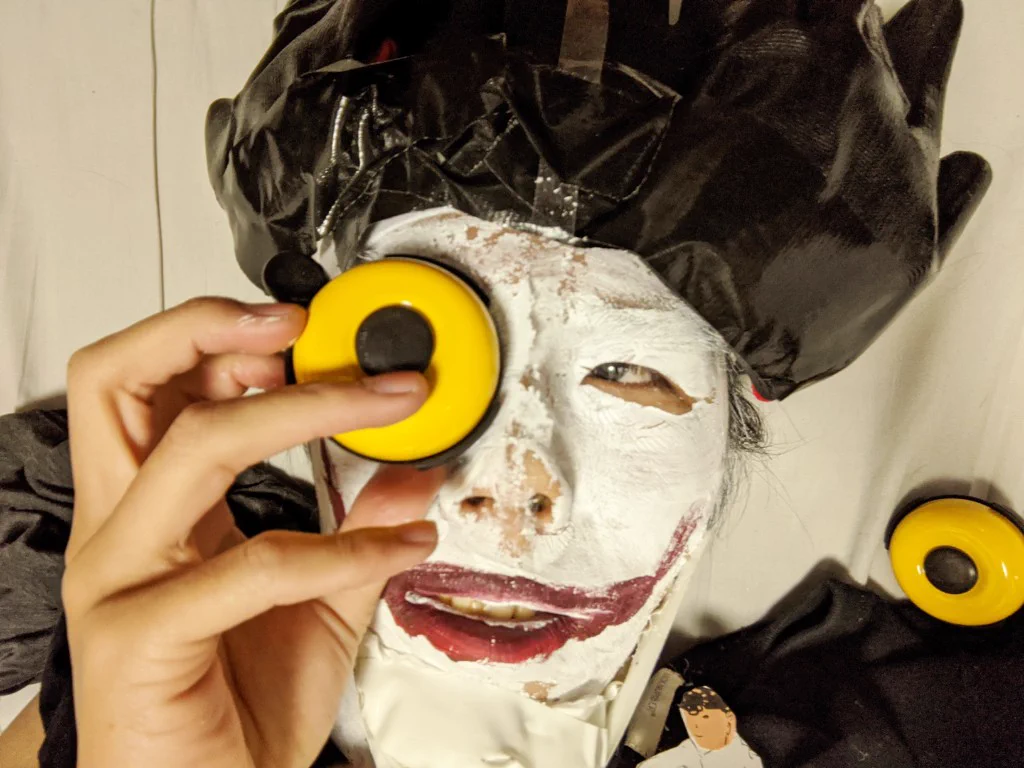 斬新すぎる!!!! 死神の目にチャリのベルを使う発想力！リュークのコスプレしてる人がヤバいwww