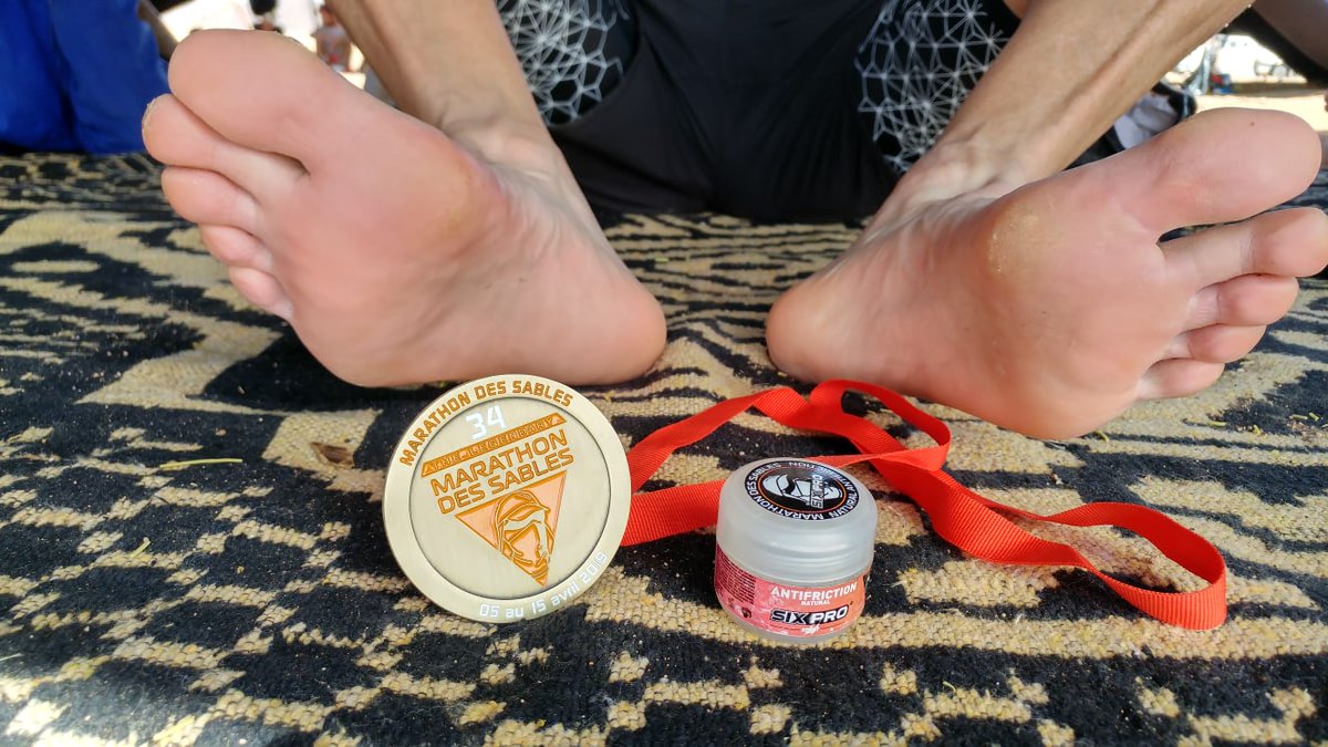 marathonDsables's tweet photo. Préparer ses pieds pour le MARATHON DES SABLES, mais aussi pour toutes les autres épreuves de longue distance, c'est essentiel ! La crème SIXPRO peut grandement t'aider à bien vivre ton épreuve...
https://t.co/CtaAkdIzzP
#mds #mds2020 #sixpro #crème #frottements #ampoules https://t.co/rsS3YWGfsq