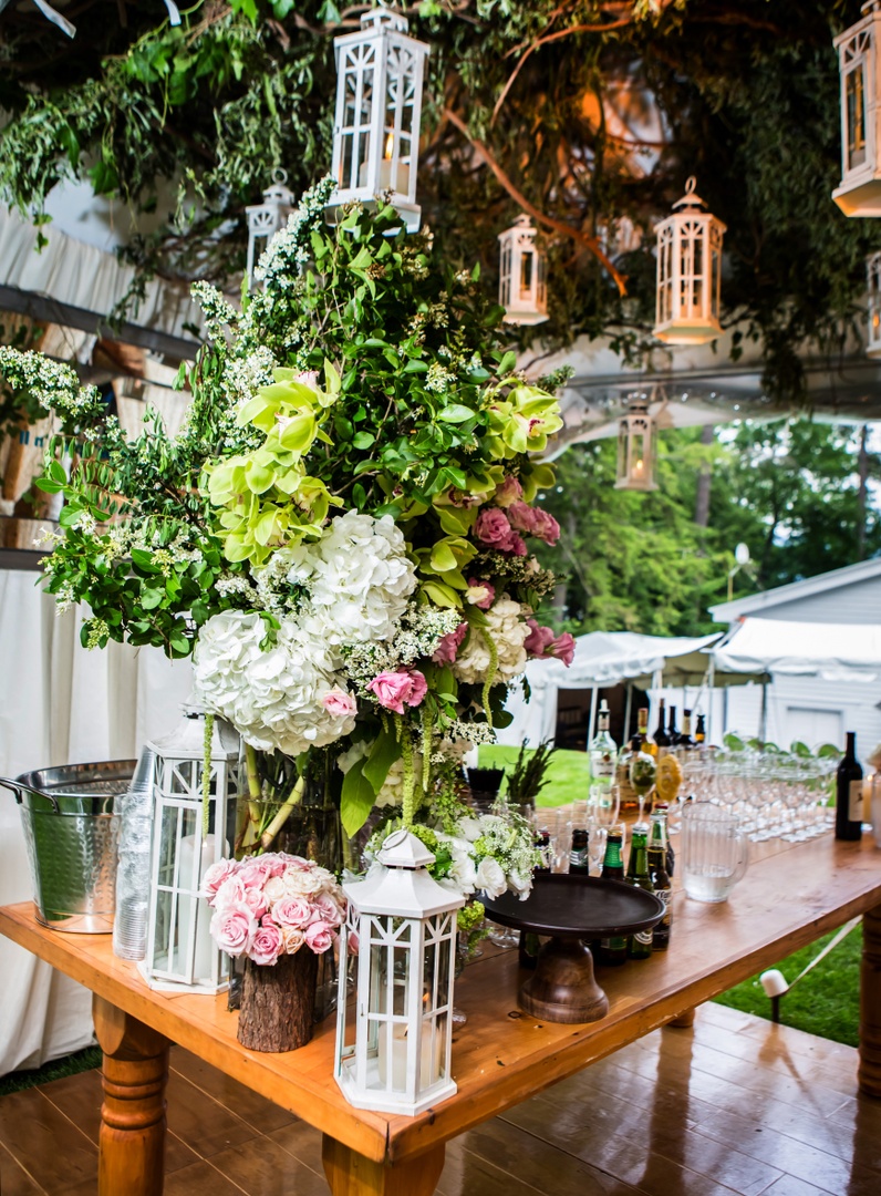 JoAnn_Gregoli's tweet photo. #TuesdayTip, when planning your fabulous floral; think outside the box and look for unique ways to brighten your wedding day blossoms. I loved the vines projected on the ceiling of this #tentedreception. https://t.co/cL1lwFH313