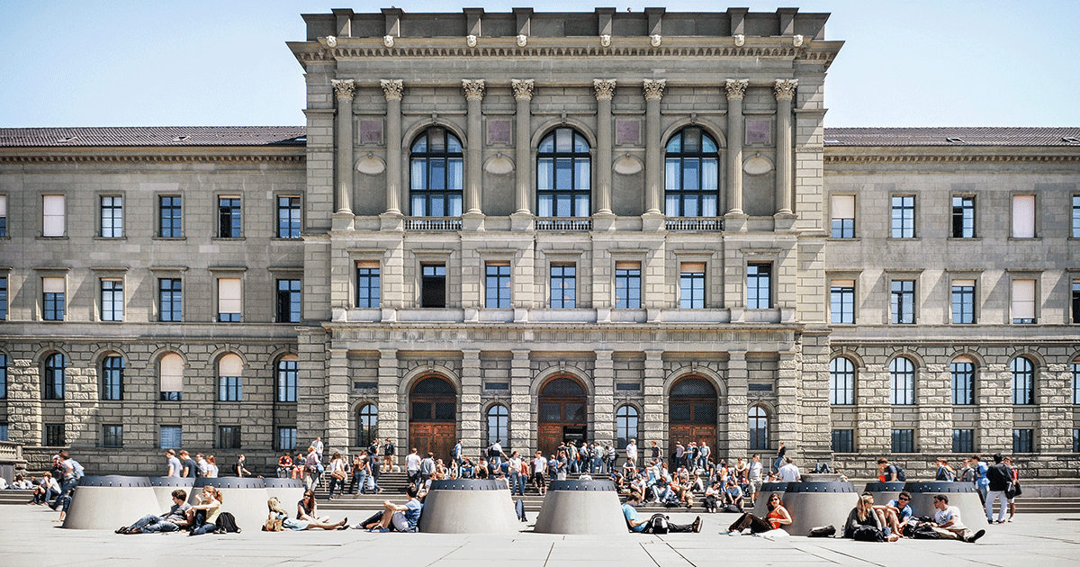 CSS_ETHZurich's tweet photo. #CSScourses Mediators need to effectively communicate with the parties involved in a conflict. CSS director Andy Wenger’s course for the MAS Mediation program focuses on mediation skills for violent, political conflicts in a team setting. More in https://t.co/CIZYarAaTs @ETH_en https://t.co/vAQ0HM89zi