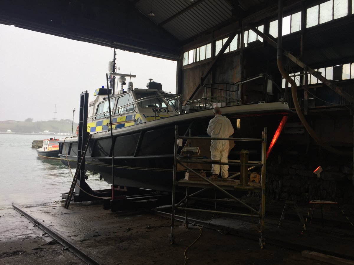 GRP repair work being carried out on Police vessel Pegasus - contact us today for pricing and availability for GRP repairs, polishing or bespoke work @docks_uk @DocksUk UK Docks Marine Services