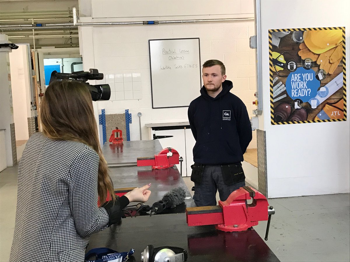 JTLTraining's tweet photo. We're delighted That's TV - Oxford have come to film and interview our JTL electrical and plumbing apprentices at our Oxford training centre! 🎥 🎬
@SouthMidlands #JTLTraining #NAW2020 #NationalApprenticeshipWeek https://t.co/ubH7Q08Cuv