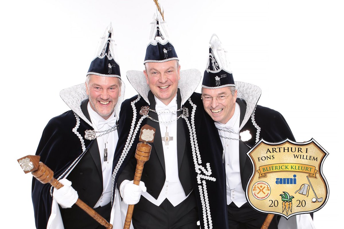 Onze directeur en collega Arthur de Ruiter is uitgeroepen tot Prins van “Vastelaoves” vereniging “De Wortelepin” in Blerick. Samen met zijn adjudanten Fons en Willem gaan zij voorop in de Blerickse “Vasteloavend” onder motto “Bliërick Kleurt” Proficiat!