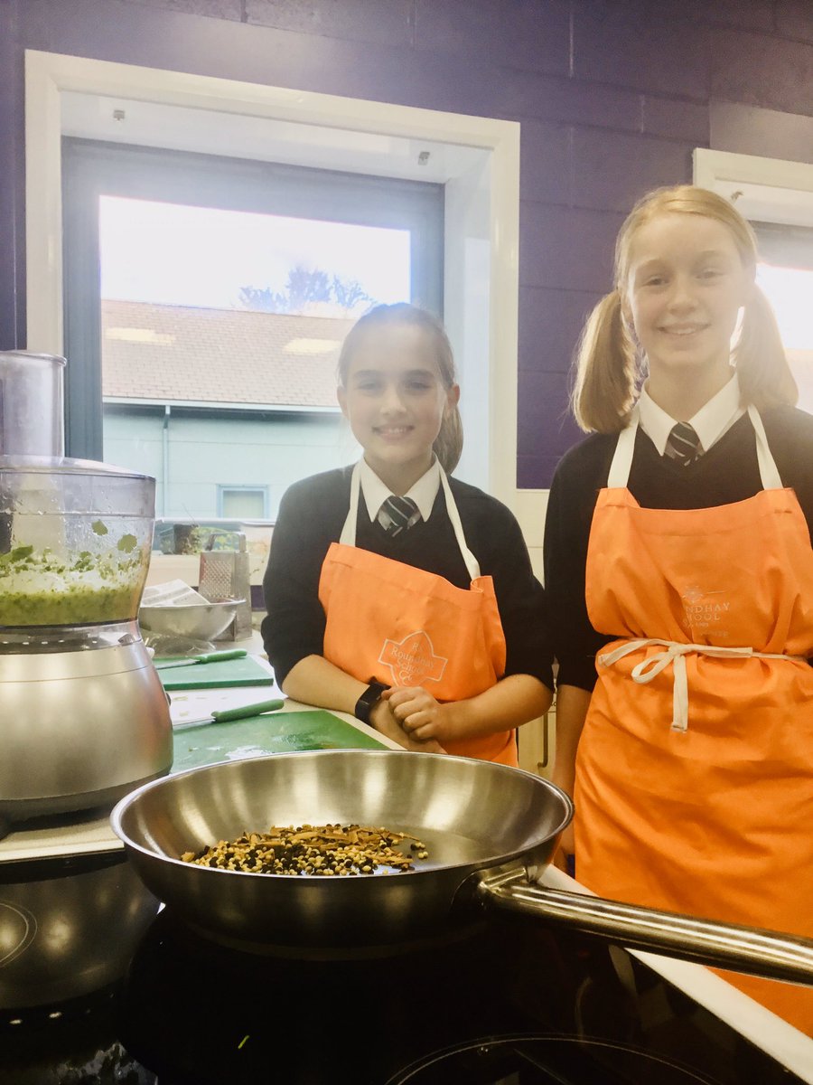 Y7 compete in Spice Cup #loveroundhay <a href="/RoundhayHead/">RoundhayHead</a>  #culture #goodfood <a href="/bbcgoodfood/">Good Food</a> #chefs
