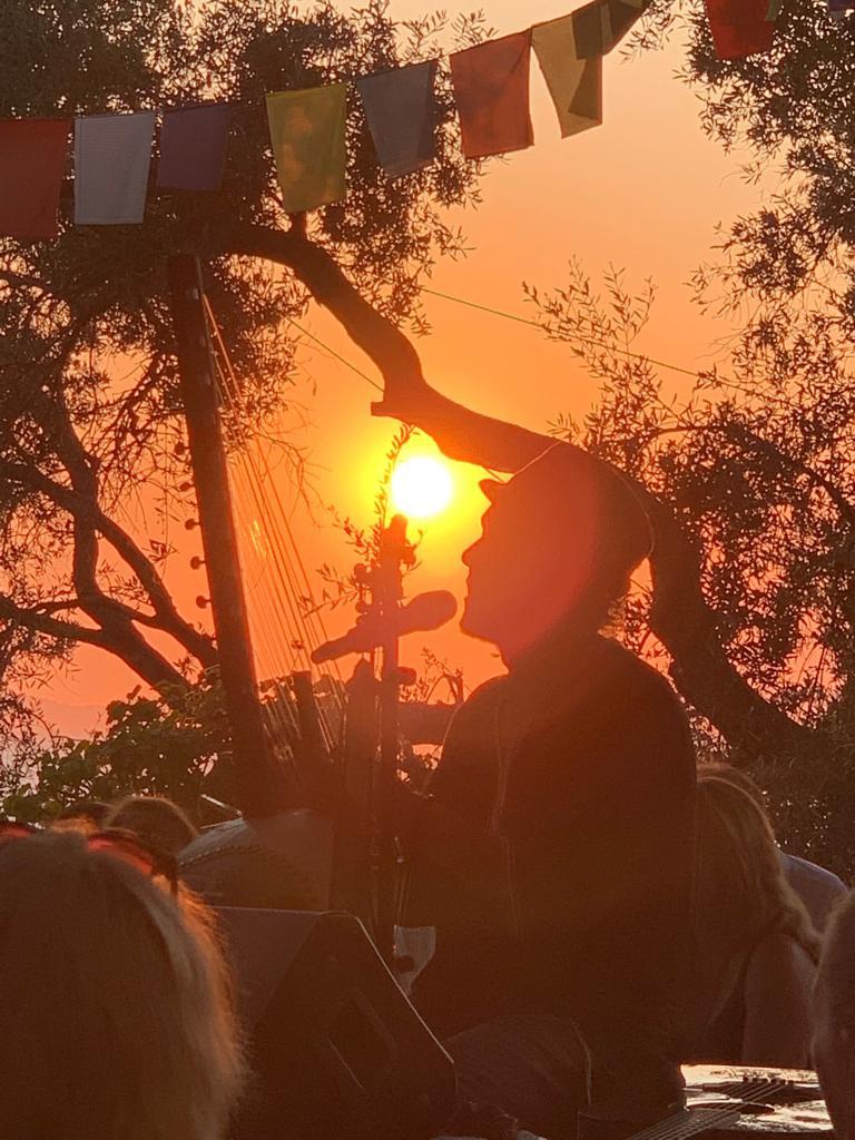 ColourfestUK's tweet photo. Whats on at Colourfest 2020
We are starting to populate the site now with some beautiful offerings.  The theme of this years festival is embodied deep listening and how our deepest knowing moves ion the world.

Listen to the hearts deepest calling &amp;
B https://t.co/VpOi6EJ8R5 https://t.co/294Si1AVei