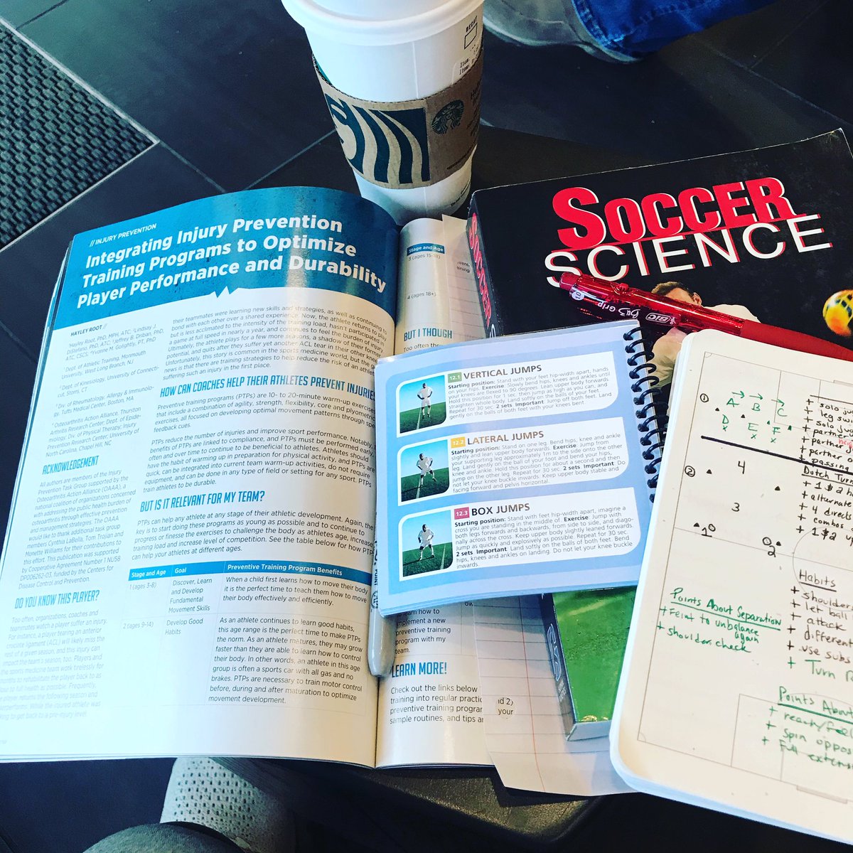 FCStarsMW's tweet image. Inside the making of a training session
⚽️ _ _ _ _ _ _ _ _
#starsnation
#weAREdevelopment
#metrowestmemories
#madeinthemetrowest
#metrowestproud
#framingham #natick #wayland #ashland #holliston #hopkinton #dover #sherborn @nepremiership @usclubsoccer @theecnl @mayouthsoccer