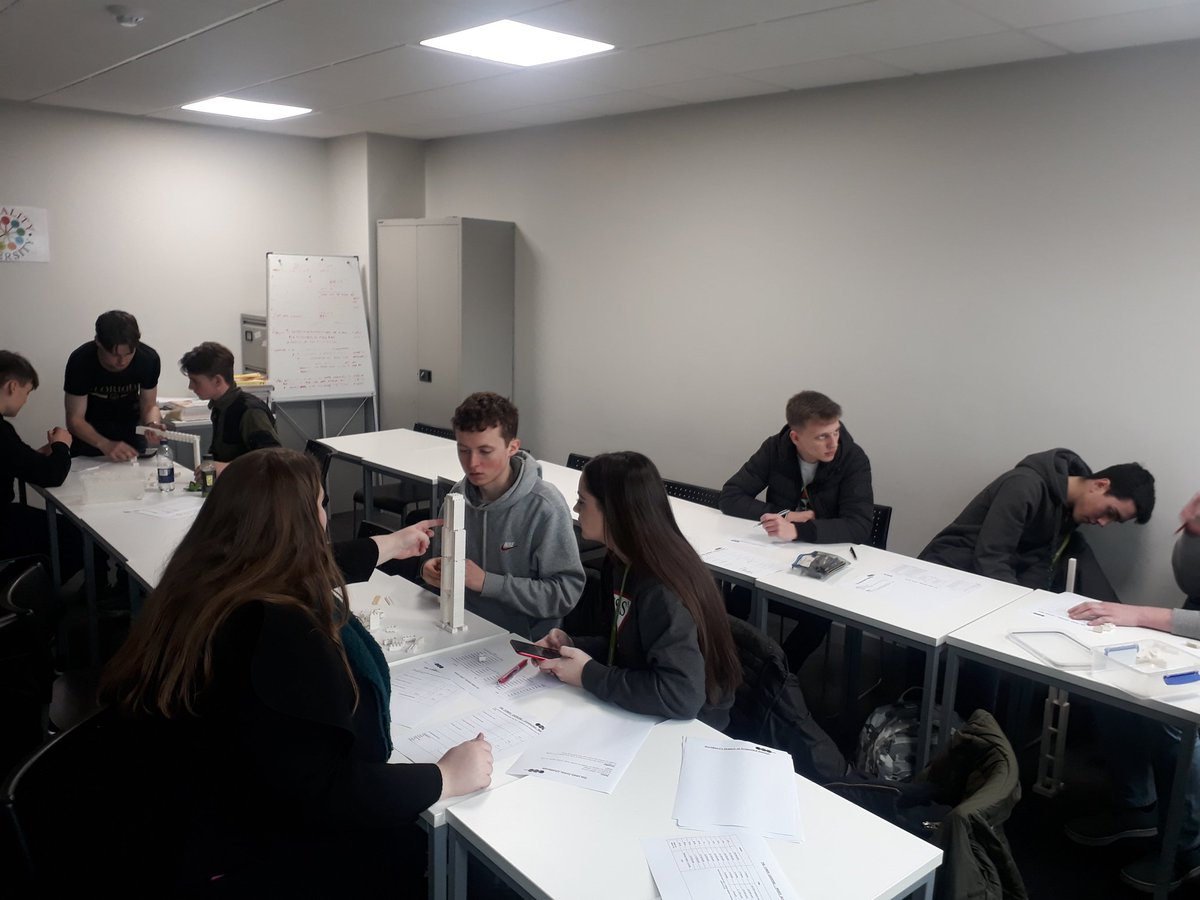 Using Lego to inspire a new generation! <a href="/CITB_UK/">CITB</a> <a href="/GoConstructUK/">Go Construct</a> @CountrysideProp #apprenticeships