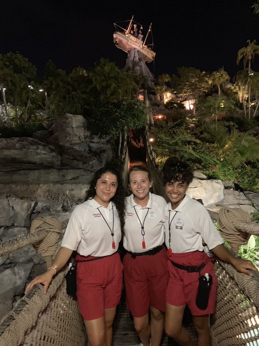 nataliaacas_'s tweet photo. 1 year ago today I started the adventure of a lifetime and it was the best decision of my life. thank you dcp for giving me the best ride of my life ❤️ #dcp #checkinday https://t.co/BZvyXHq5yY