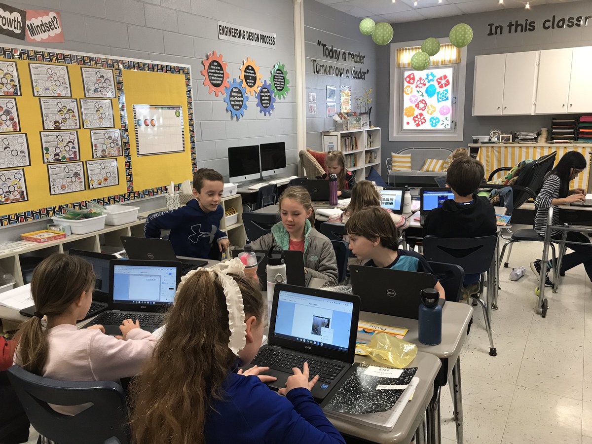 babatundewl's tweet image. Creativity and fun using @BookCreatorApp with 3rd graders @VHElemEast. Researching animals and presenting our learning in a different format! #3rdgradersrock @vhcschools