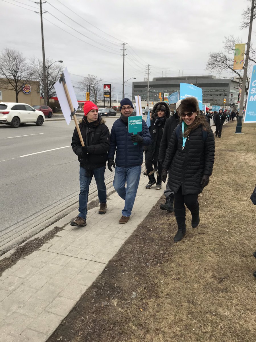 cinamaria79's tweet photo. Madonna and Chaminade walk together in support of public education. @tsuOECTA @OECTAProv #CutsHurtKids #ReverseTheCuts #onted #onpoli https://t.co/H5THvnYCGy