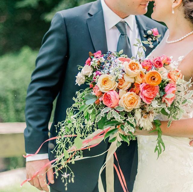 WMDfloralDesign's tweet photo. Throwing it back to a little juicy color on this February day. .
.
#You’rewelcome. https://t.co/bQmc75OkUY