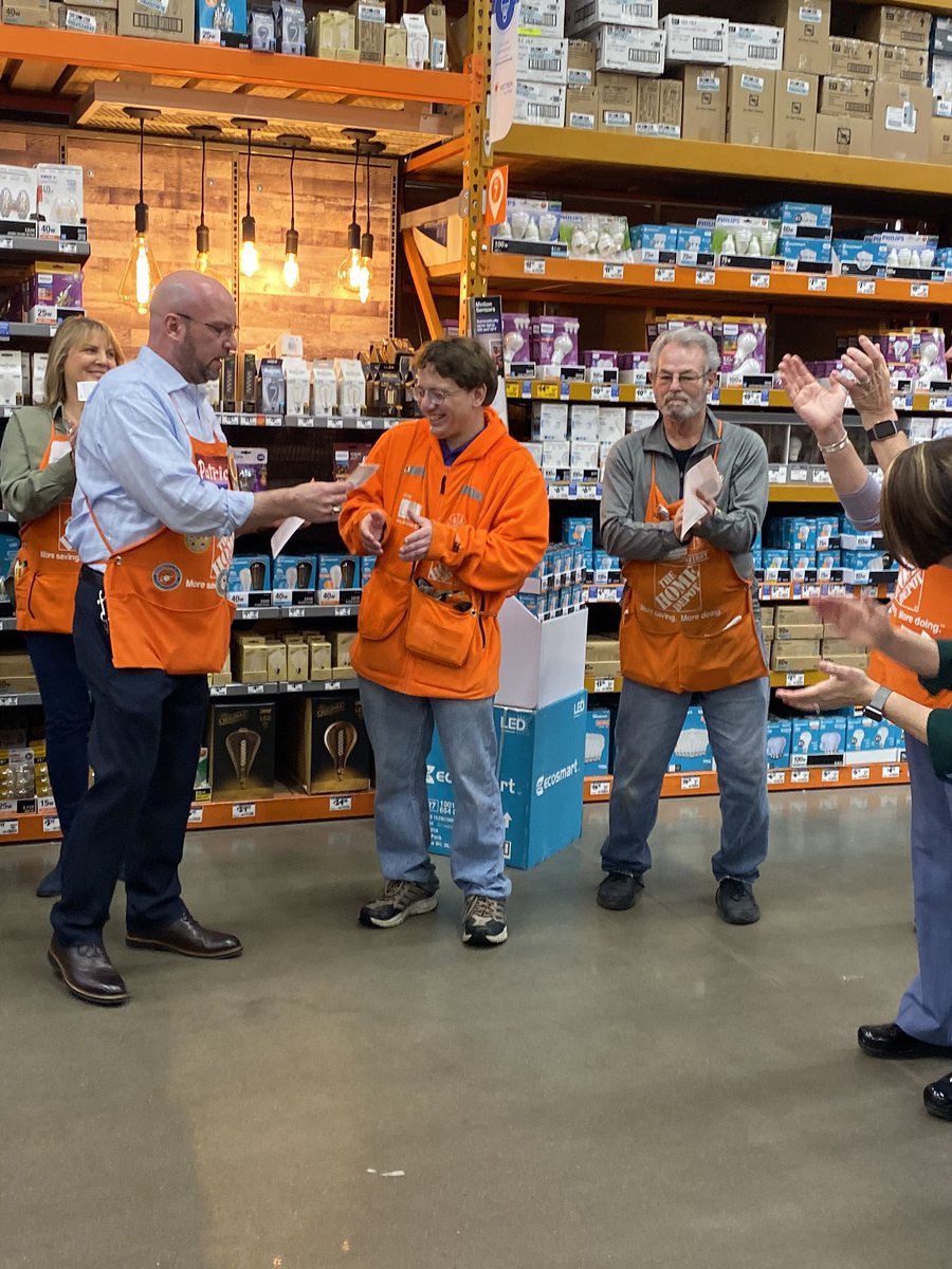 2003Asquad's tweet photo. Lucas Kunz ... You are Our Hero!! Thanks for all you do at @HomeDepotEast You are Awesome! @hearherhands @jody_delicato @Linville2003 https://t.co/8r0q1Oo8mZ