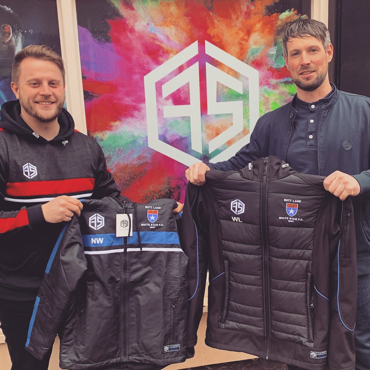 FusedSport's tweet photo. Another happy customer &amp; good friend from @BLWS1967 Will Leighton has been to collect his soft shell hybrid managers jackets &amp; childrens midlayers today ⚽️ 

Pleasure as always, good luck for the rest of the season ✅ 

#partners #local #HappyCustomer #grassroots https://t.co/0bd7bpmm6v