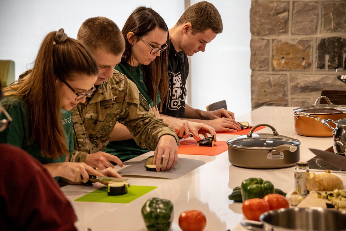 VTResidential's tweet photo. The Meraki living-learning community enjoyed a cooking lesson from a few of our fabulous international faculty members last week - on the menu was pasta carbonara, ratatouille, and chocolate mousse! ππ #vthrl #meraki #livinglearningprogram https://t.co/WKYEN6JL4R