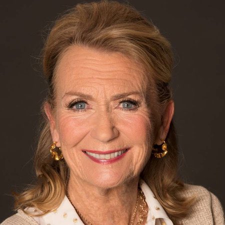 PassionsFanClub's tweet photo. Juliet Mills (Tabitha) and Amelia Marshall (Liz) will both be at Universal Studios Hollywood on April 28th for the screening of #Passions Special Reunion Documentary! You’re invited to meet the cast and relive the magic of Harmony with other fans! Tickets: https://t.co/OoqmSWyZsc https://t.co/oVBUj6ykER