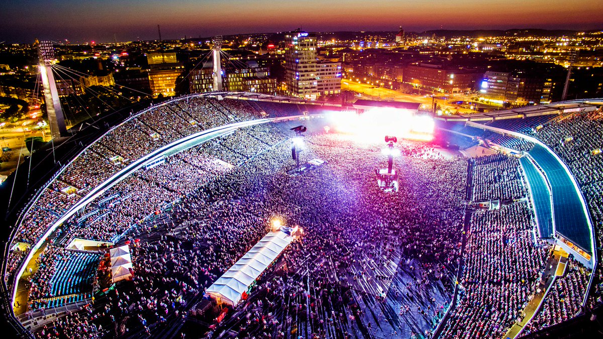 eri_erixon's tweet photo. @BTSTOUR_WW @BTS_twt I wish they would one day comeback to Sweden #BTSsweden2020 #SweARMY @gotevent @LiveNationSwe https://t.co/d1vy0ixHP0