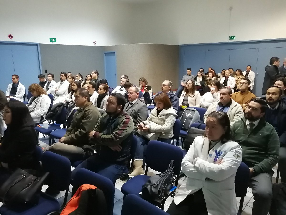 TrasplantesJal's tweet photo. Se realiza la primera sesión académica del #CETOT, como parte de la actualización médica en donación y trasplantes, los doctores José Luis Contreras y Luis Arturo  Ruvalcava del Hospital Puerta de Hierro Andares #Guadalajara, presentan Protocolo de Trasplante de Útero. https://t.co/orxEShMLHH