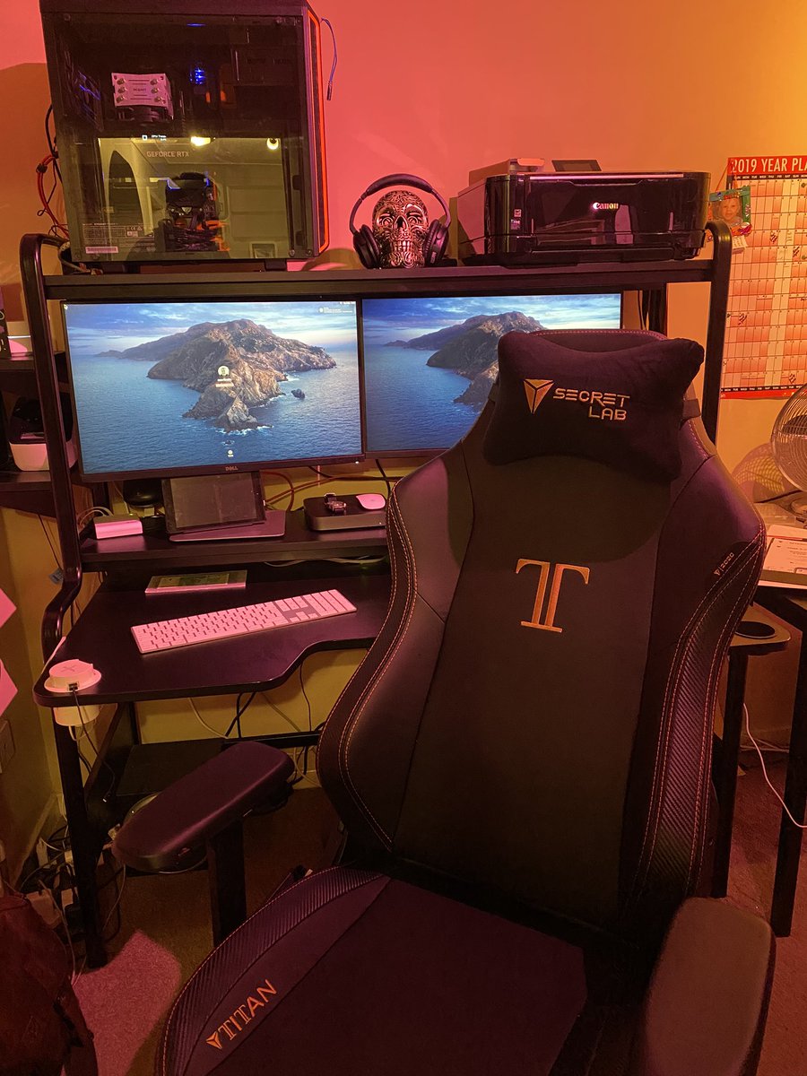 New chair - my back is already loving it! #SecretLab