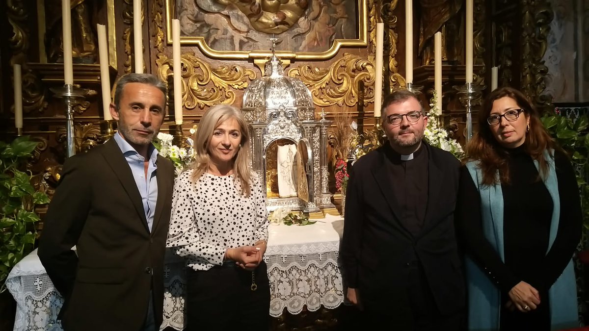 Patricia_Pozo_'s tweet photo. Lamento el daño irreparable al #patrimonio sacro de Carrión de los Céspedes #Sevilla tras el robo sufrido hace unos días en la iglesia de San Martín. Desde el #GobiernoAndaluz apostamos firmemente por el #arte sacro como parte vital de la #cultura andaluza. https://t.co/3h47TFm2Lu