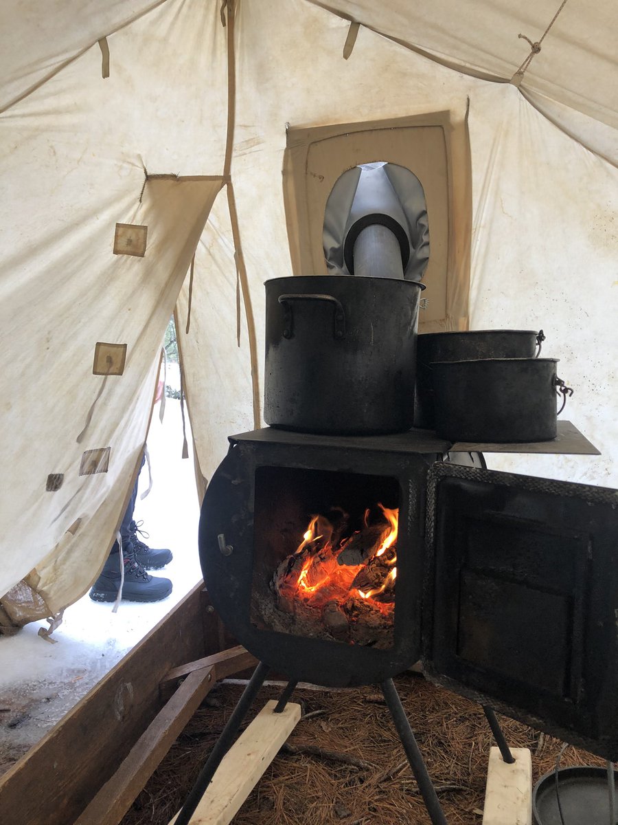 mswjake's tweet photo. Lots of fun had by all in our wintery escape at Camp Pine Crest with @ALIVEOutdoors! Check out our groups bonding and building quinzees. We’ve got a jam packed afternoon ahead us! @theyorkschool #ICEonIce #YorkLearns https://t.co/FmthkoN9OG
