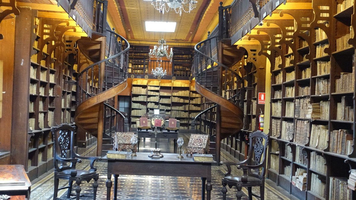 Franciscan convent library, Lima