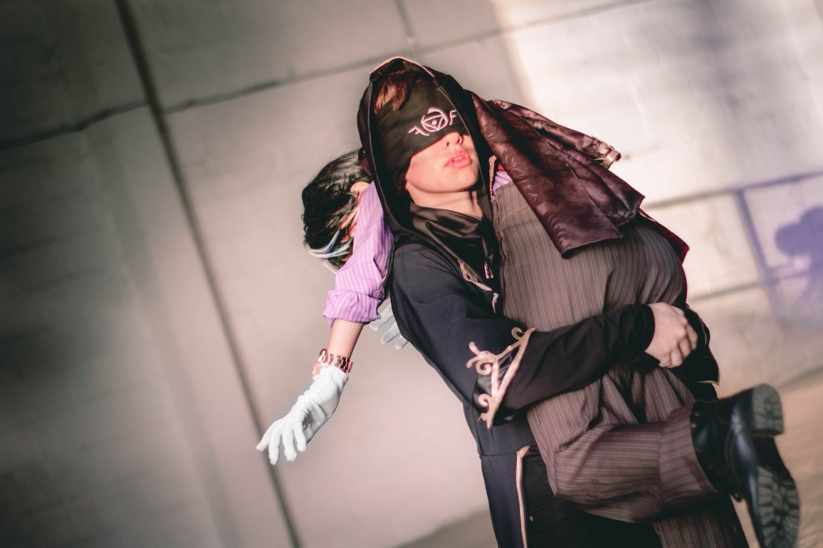 shiduki__'s tweet photo. 占納注意ー

お持ち帰りされる図

納:めめた
占:@midoriyazinho
 #cosplay #identityv #identityvcosplay #第五人格 #第五人格コスプレ #第五人格レイヤーさんと繋がりたい https://t.co/fSVLBTf4Op