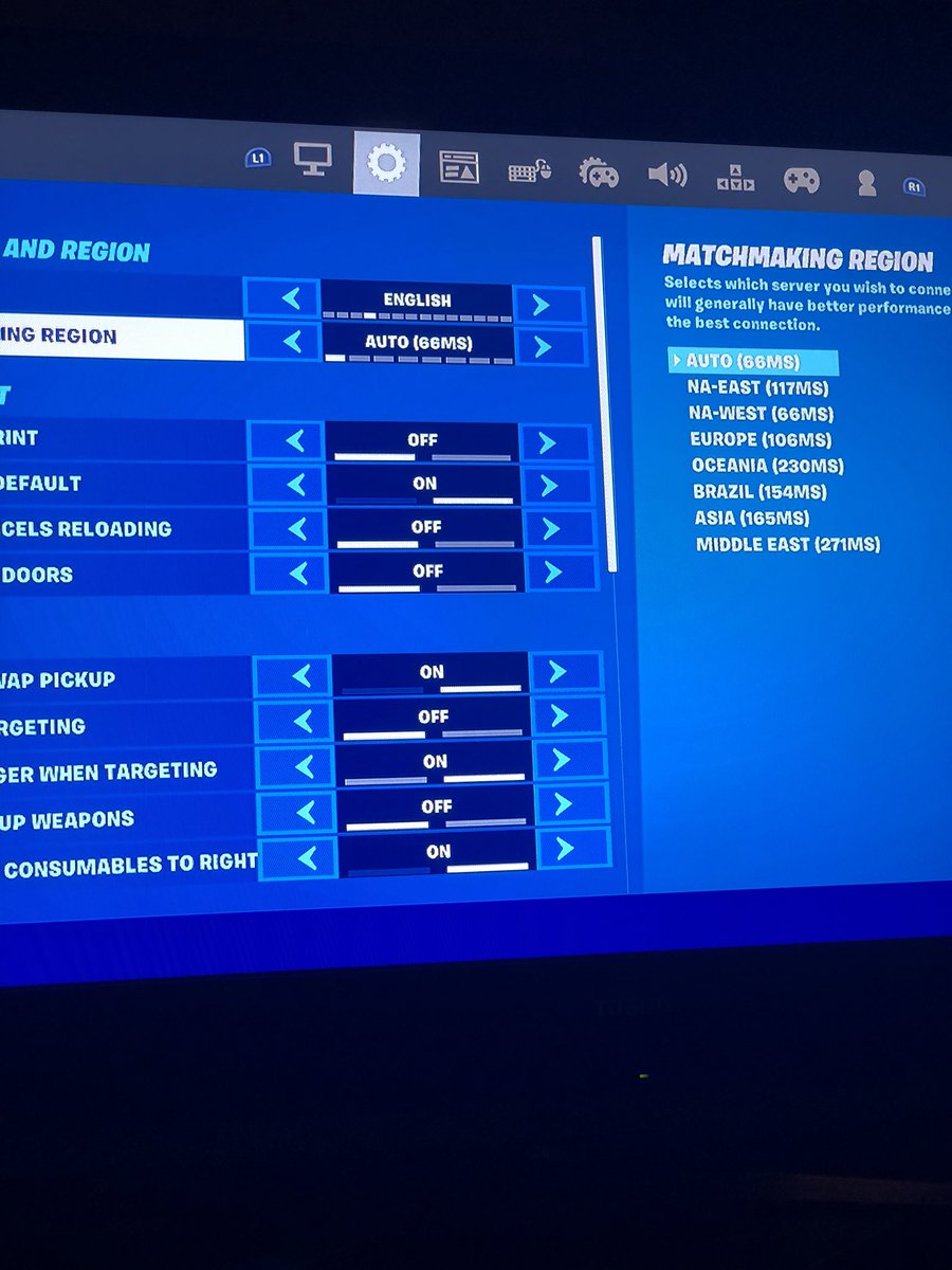 Aligaturrr's tweet photo. Dear @FortniteStatus @FortniteGame
I am an NAE (Toronto, Ontario) player.
Around 7-10pm my ping spikes from regular 30ms to 120-130ms. This is an on going issue for so many players in Canada !!! Can you please tell me what’s wrong !!!? #FortnitePing https://t.co/FynVWChrEM