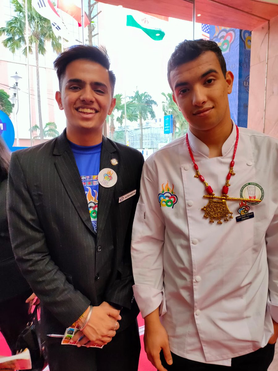 SIDDHARTHTAND20's tweet photo. Some pictures with contestants of different countries. It was such a pleasure to meet them all. 😍
YCO2021 awaits. 
#iihmbest3years #YCO2020 #Sustainability #UNsdg #BiggestCulinaryCompetition https://t.co/EsffMATYFz