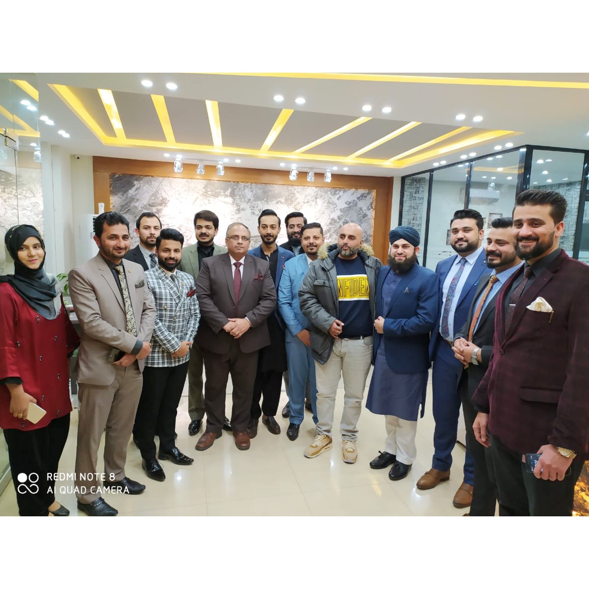 kazmi_zaryab's tweet photo. #SquareNineTeam.
It was a pleasure having Ahmed Raza Qadri at Square Nine International today. Indeed a wonderful personality. https://t.co/vsKWZL7tEb