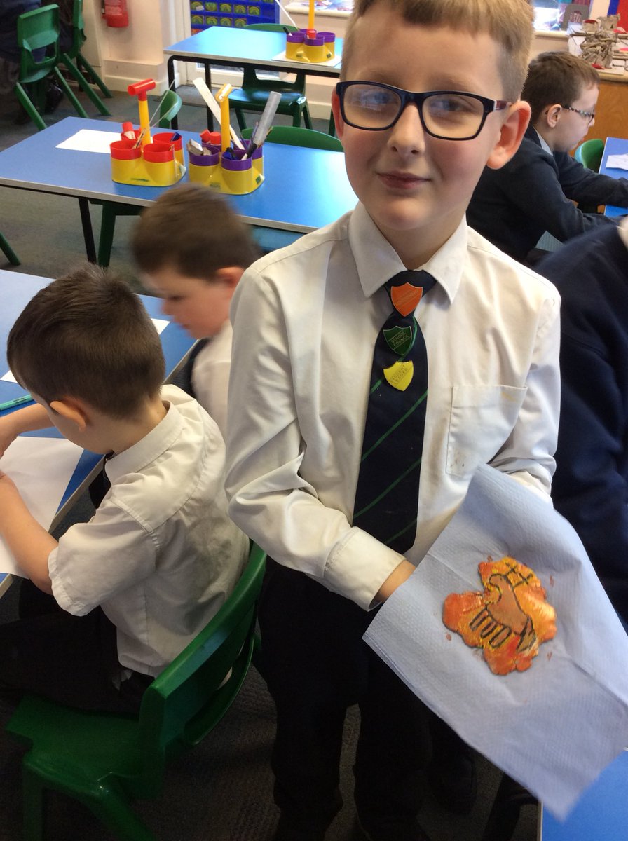 ASALeavers23's tweet photo. We have made some amazing clay artwork for our Aston Age topic. We used different art techniques to mimic what they used back then #lovinglearning #ASAart https://t.co/pW0BS6uyIp