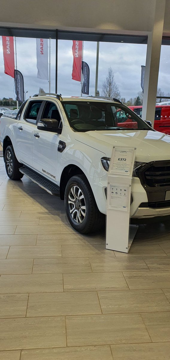 InsigniaFire's tweet photo. Van shopping for when/if the young padwan passes his driving test!! Also something special for the bossman!!!
#insigniafire #firesafety #firealarms #firealarmdesign #firealarminstallation #firealarmmaintenance #firealarmcommissioning #emergencylighting #insigniafiredog https://t.co/u5rmZKSKIf