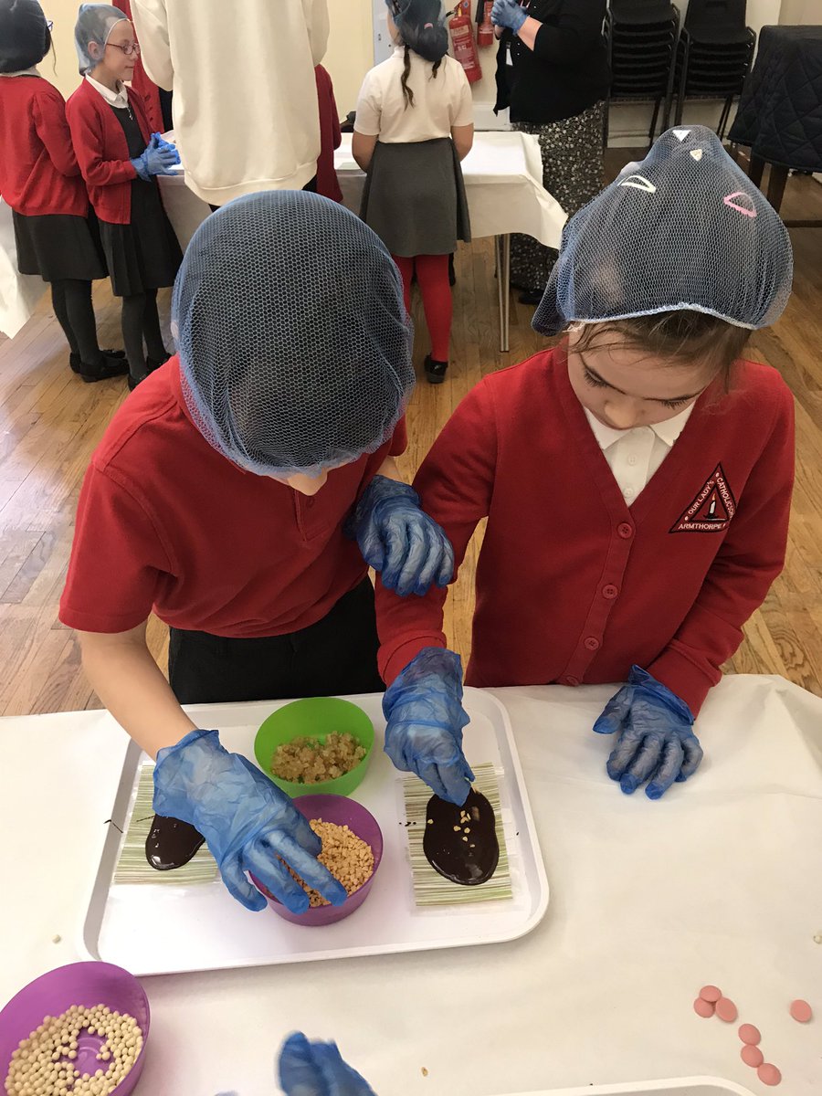 olos_armthorpe's tweet photo. Chocolate wallpaper!! 🤯 Chestnut class inventing their own amazing bars like Wonka himself ... #miniwonkas #creativecurriculum #amazingcreations https://t.co/IYlx7JLRwm